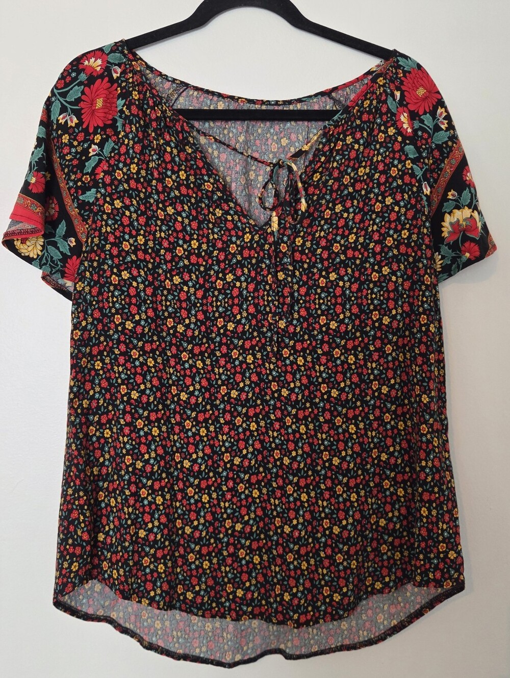 Hapsho Xl Floral Print Black Short-Sleeve Women's Top Flutter Sleeve